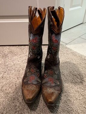 Old Gringo Brown Leather Floral Embroidered Lace-Up Boots